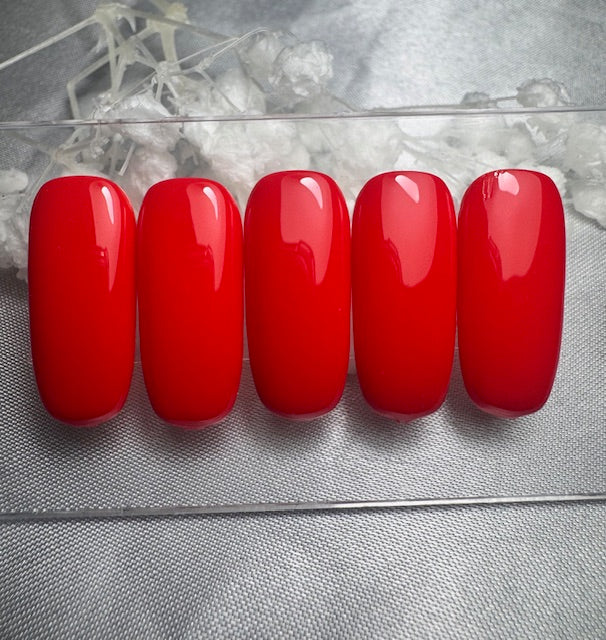 Gelpolish Red charge (TN 153)